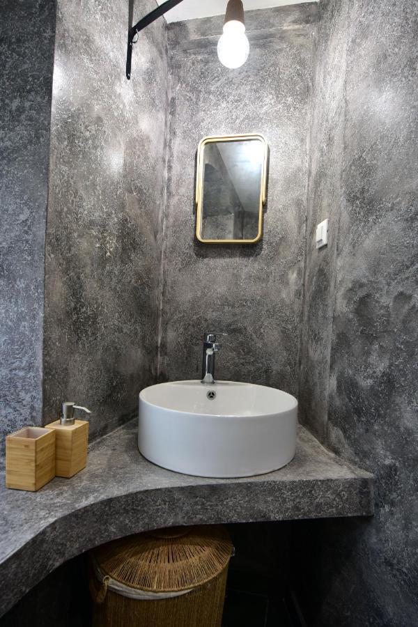 Queen 4 Apartment In The Heart Of The Corfu Historical Old Town Center Buitenkant foto