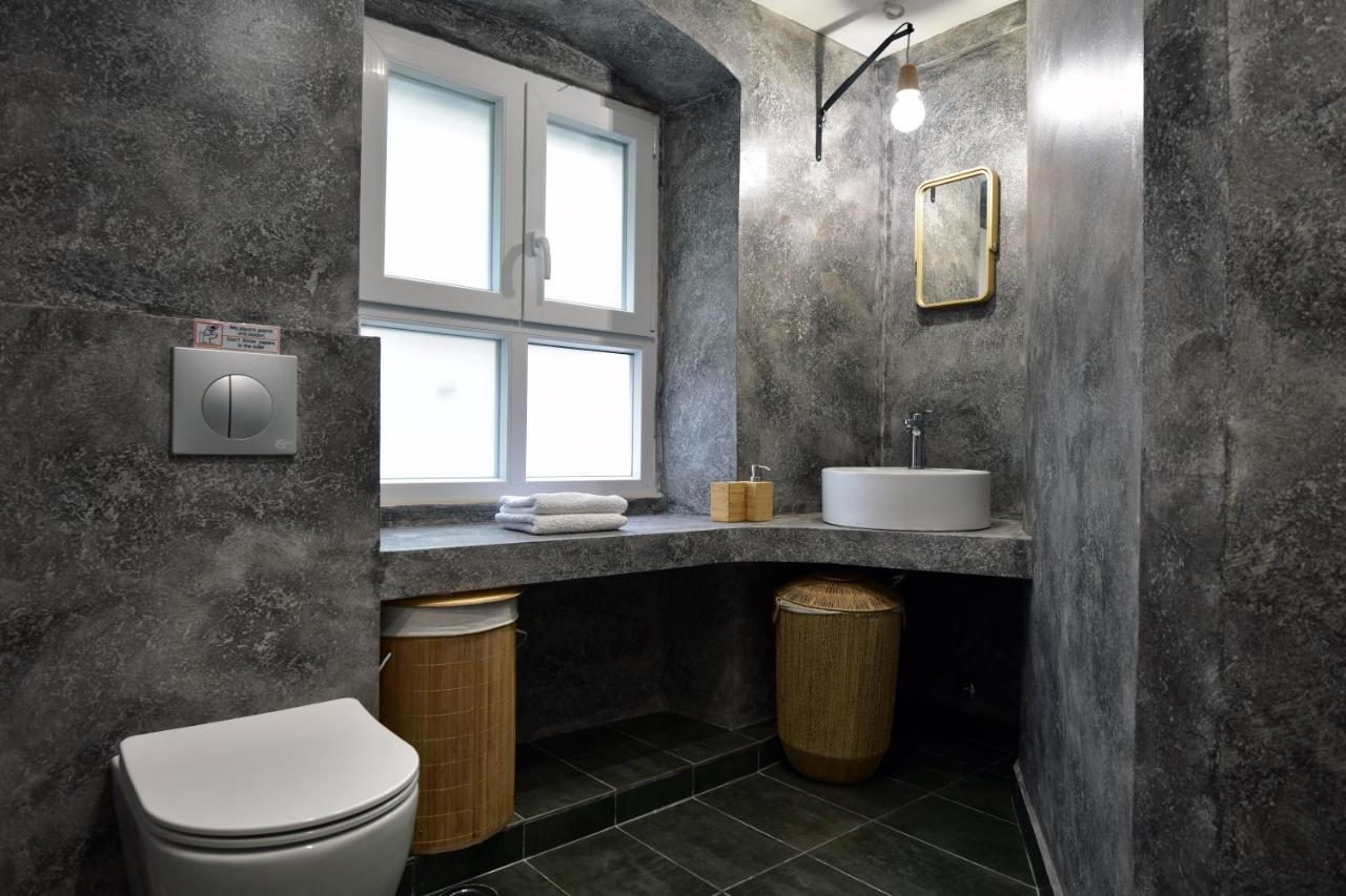 Queen 4 Apartment In The Heart Of The Corfu Historical Old Town Center Buitenkant foto