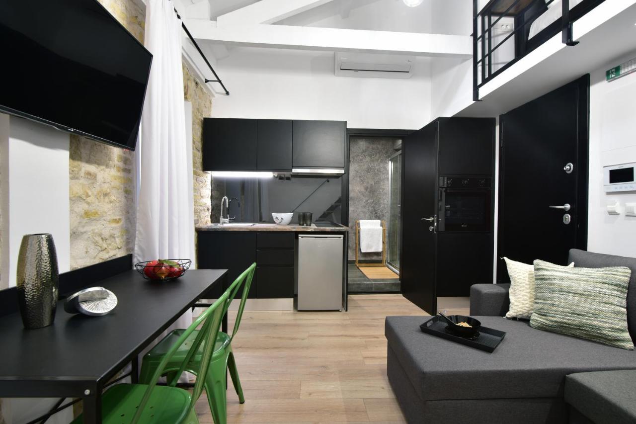 Queen 4 Apartment In The Heart Of The Corfu Historical Old Town Center Buitenkant foto